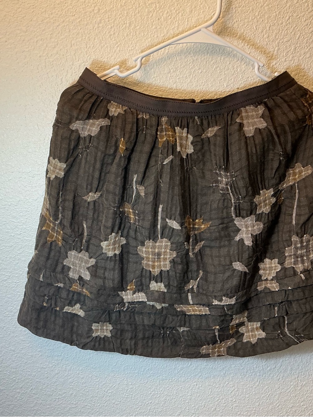 Generra Size 2Brown Floral Crinkle Mini Skirt Boho Cottagecore